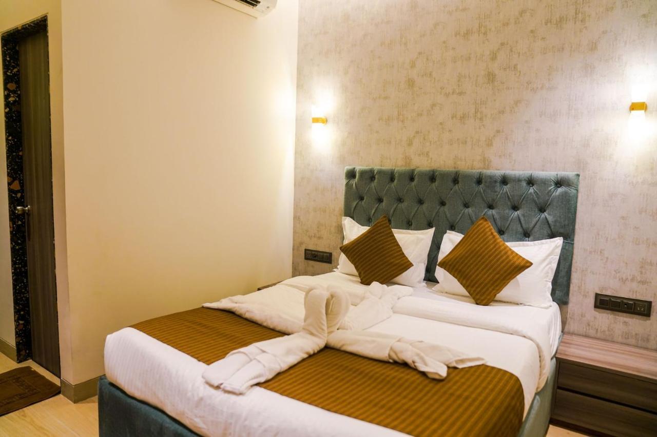 Hotel lime wood Mumbai  Buitenkant foto