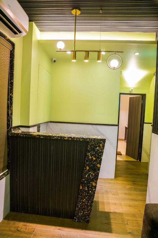 Hotel lime wood Mumbai  Buitenkant foto