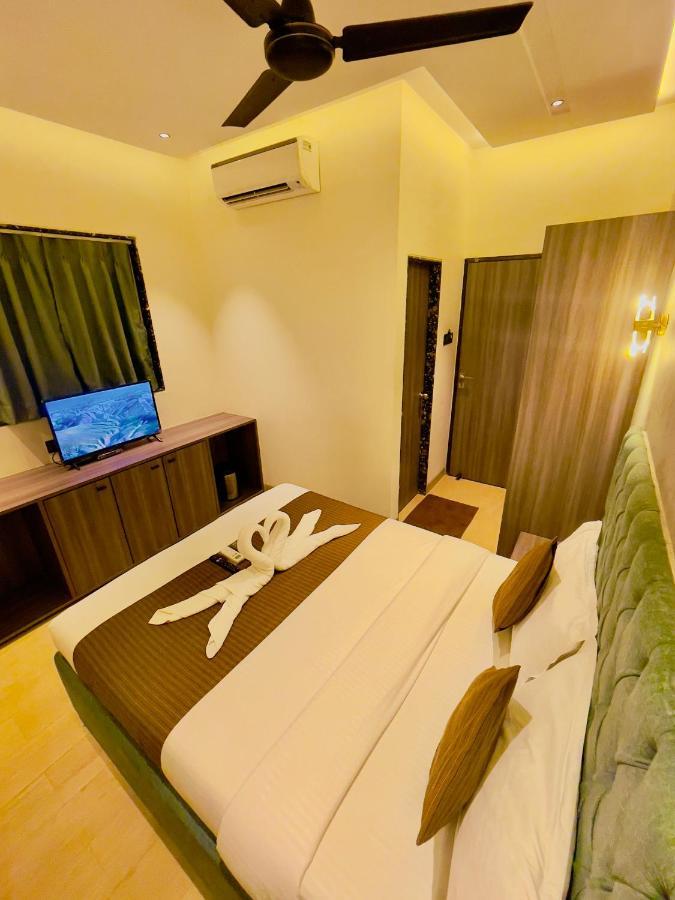 Hotel lime wood Mumbai  Buitenkant foto